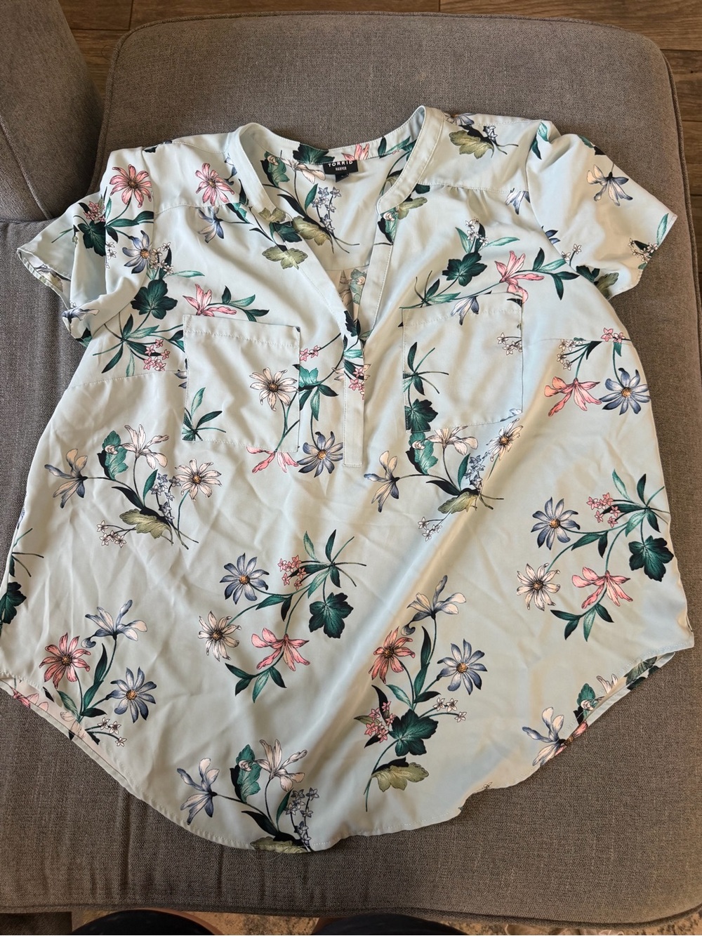 torrid Mint Floral Split-Neck Blouse